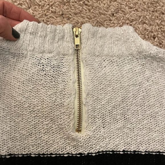 H&M Striped Sweater, Size Small - Picture 4 of 6